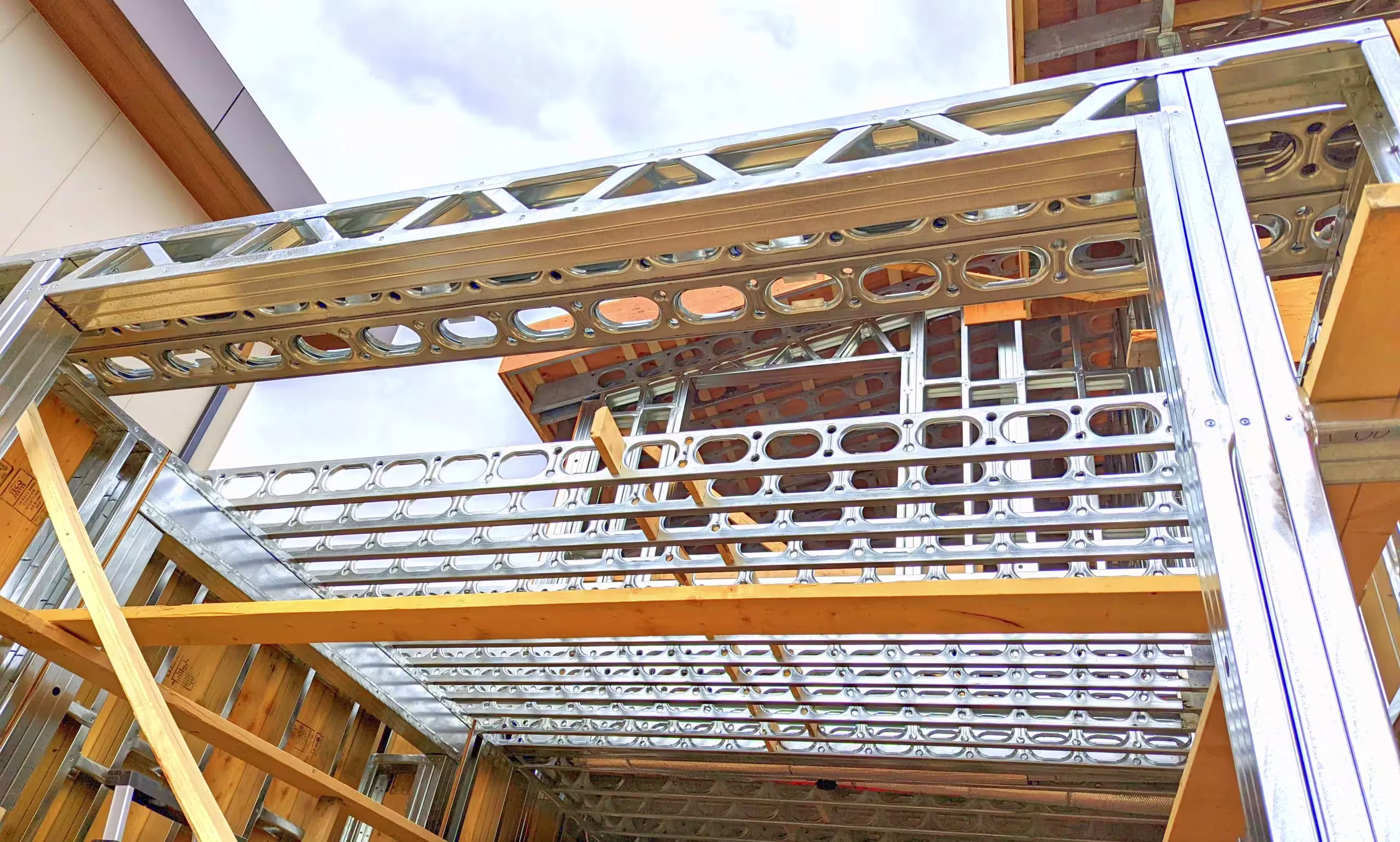 North Vancouver - Additional view